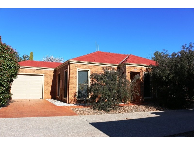 9/6 Fox Street, East Bendigo VIC 3550