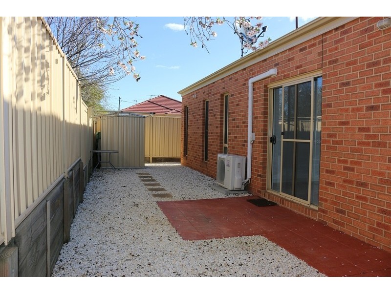 9/6 Fox Street, East Bendigo VIC 3550