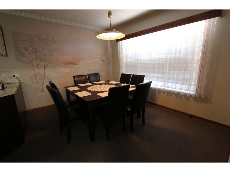 222 High Street, Kangaroo Flat VIC 3555