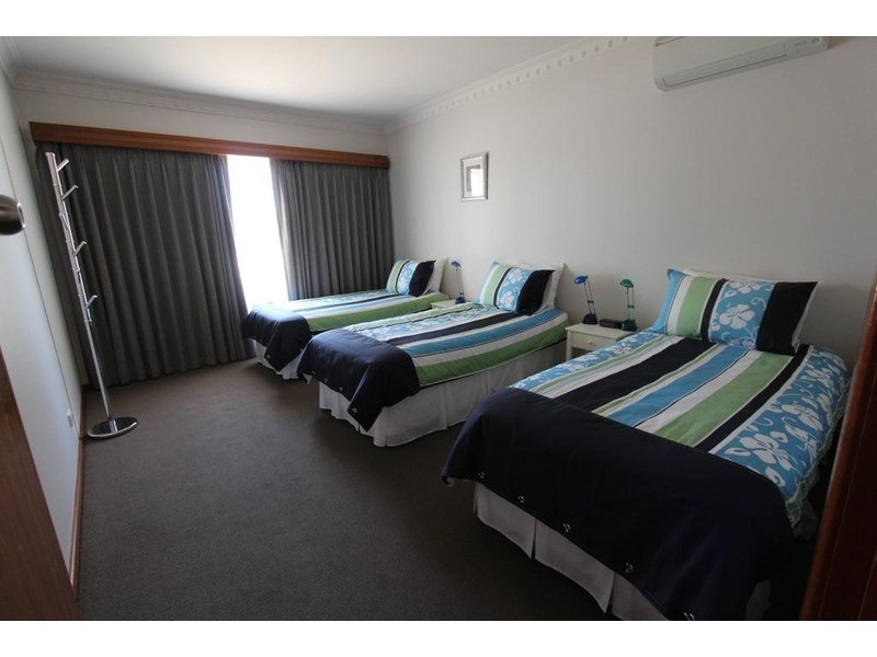 222 High Street, Kangaroo Flat VIC 3555