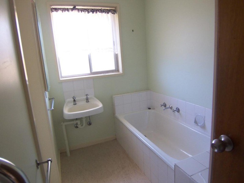 1/11 Cogo Court, Golden Square VIC 3555