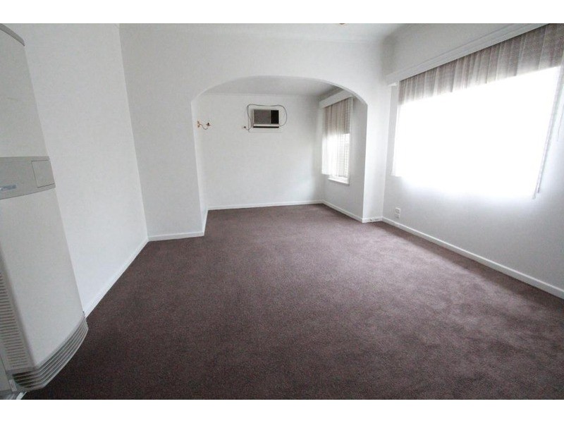 25 Short Street, Kangaroo Flat VIC 3555