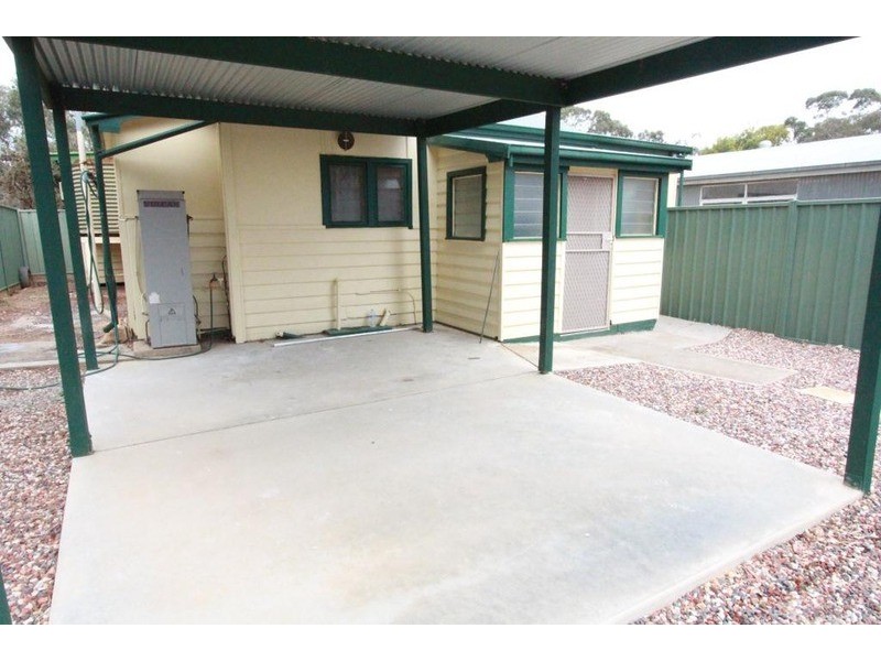 25 Short Street, Kangaroo Flat VIC 3555