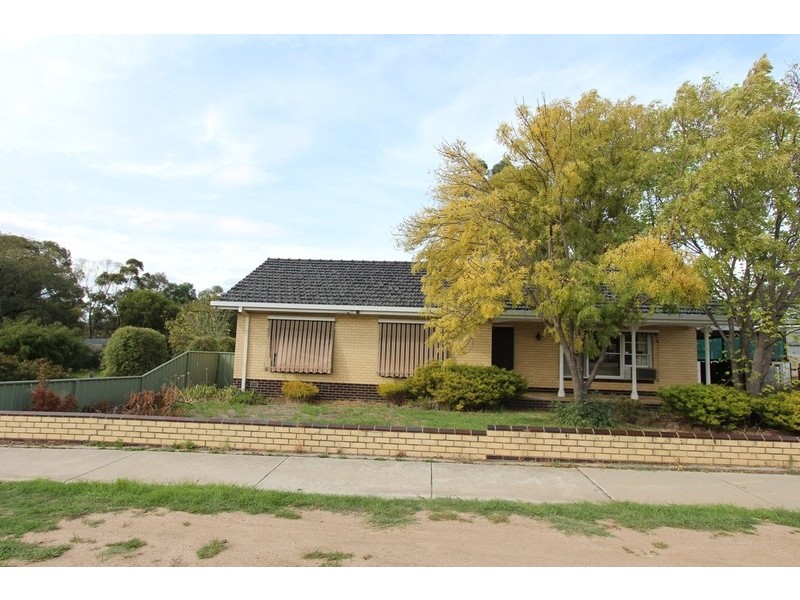 58 Simpsons Road, Eaglehawk VIC 3556