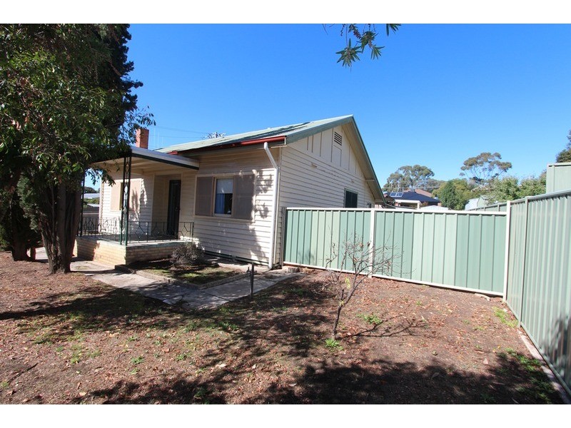 111 Marong Road, Golden Square VIC 3555