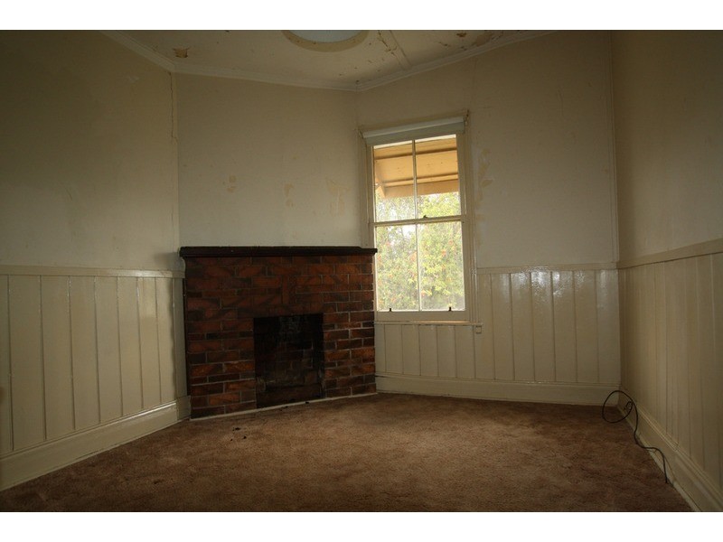 5 Beech  Street, Golden Square VIC 3555