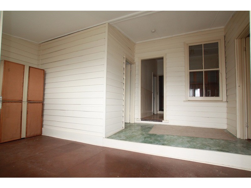 5 Beech  Street, Golden Square VIC 3555