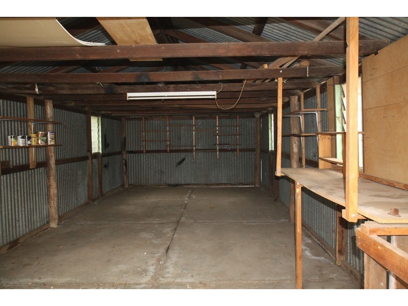 5 Beech  Street, Golden Square VIC 3555