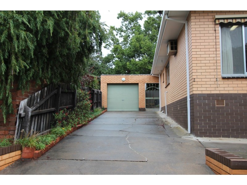 63 Putnam Avenue, Strathdale VIC 3550