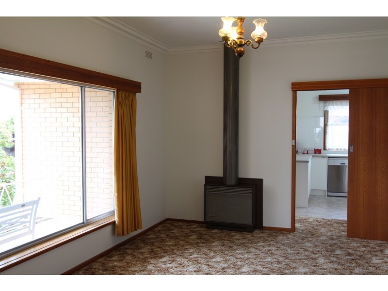 63 Putnam Avenue, Strathdale VIC 3550