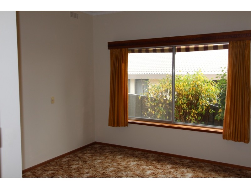 63 Putnam Avenue, Strathdale VIC 3550