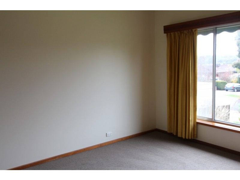 63 Putnam Avenue, Strathdale VIC 3550