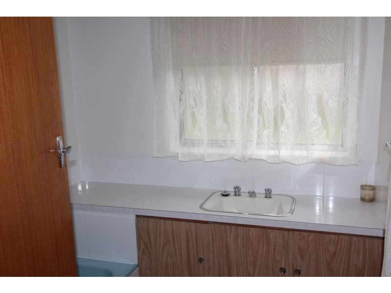 63 Putnam Avenue, Strathdale VIC 3550