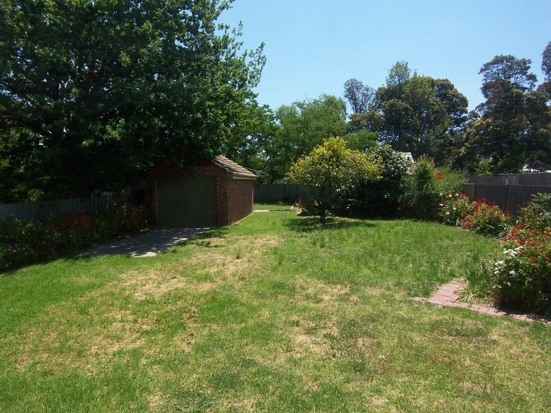 7 Weeroona Avenue, Bendigo VIC 3550