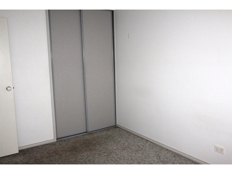 2/24 Retreat Road, Flora Hill VIC 3550