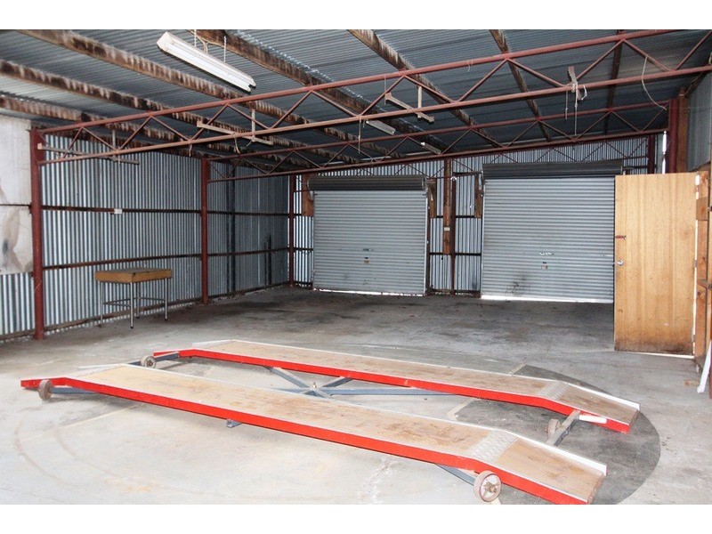 2/24 Retreat Road, Flora Hill VIC 3550