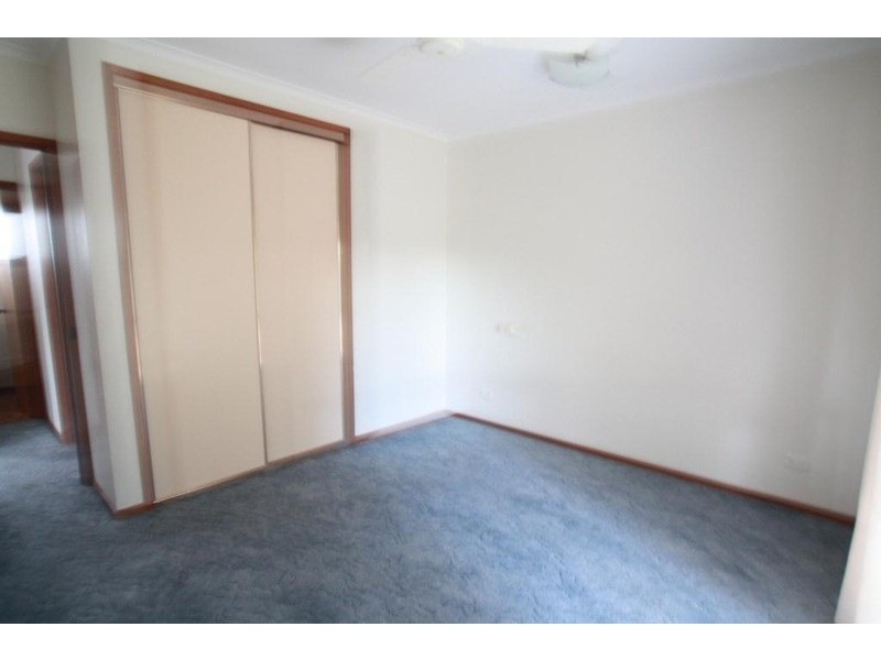 2/13 Louey Drive, White Hills VIC 3550