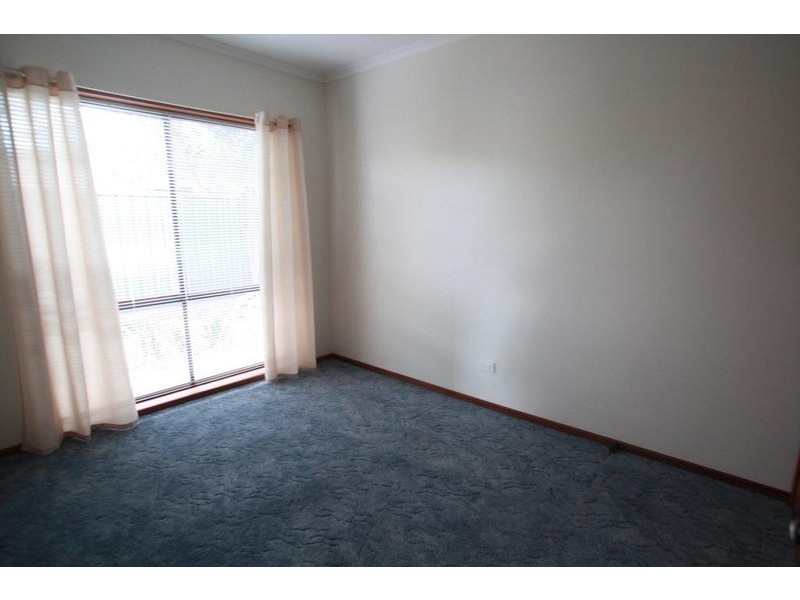 2/13 Louey Drive, White Hills VIC 3550