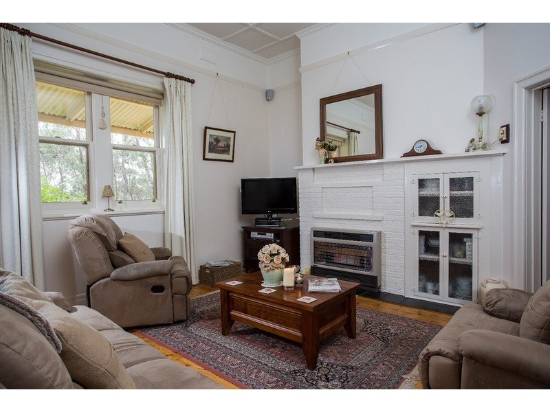 4 Burra Burra Road, Maiden Gully VIC 3551