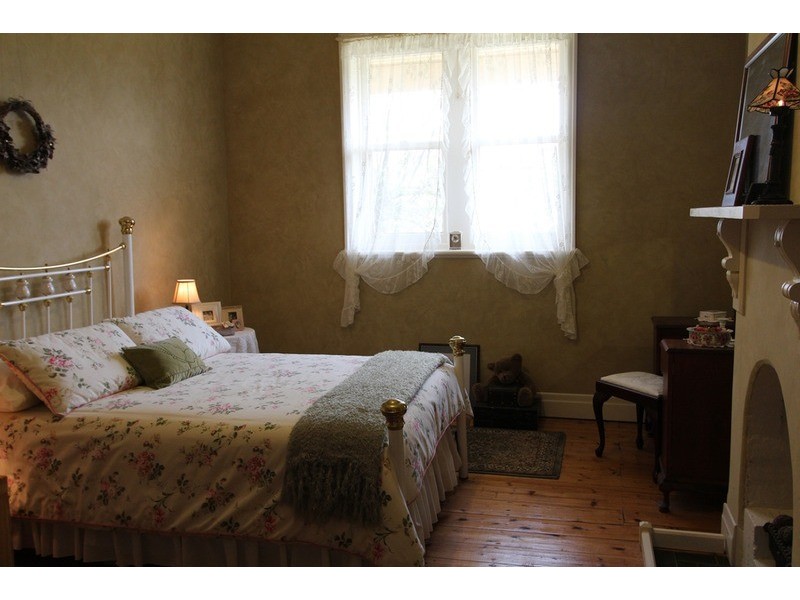 4 Burra Burra Road, Maiden Gully VIC 3551