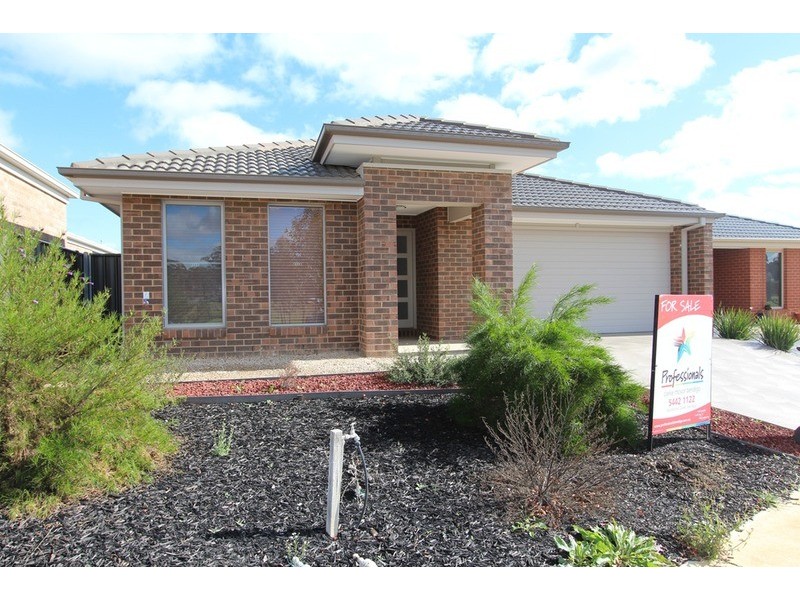 8 Creekside Close, Jackass Flat VIC 3556