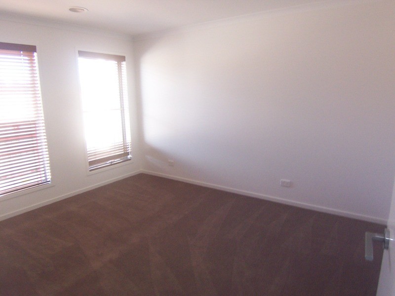 8 Creekside Close, Jackass Flat VIC 3556