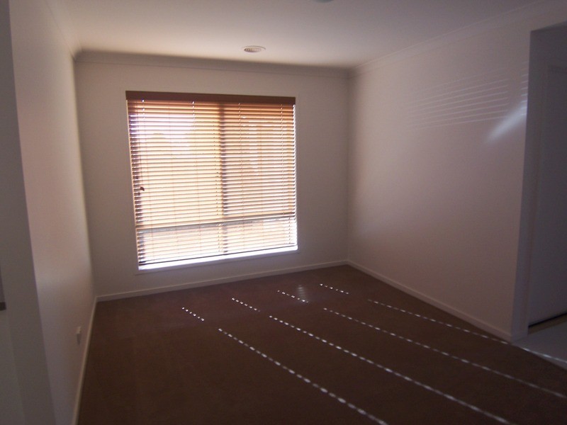 8 Creekside Close, Jackass Flat VIC 3556