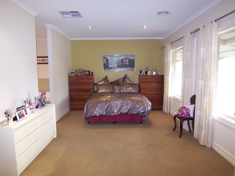 87 Goynes Road, Epsom VIC 3551
