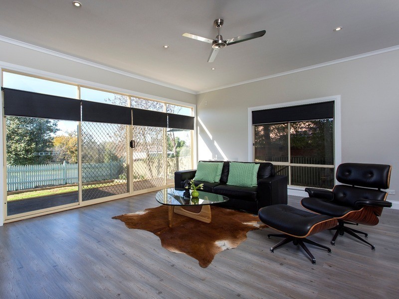 9 Knape Street, Long Gully VIC 3550