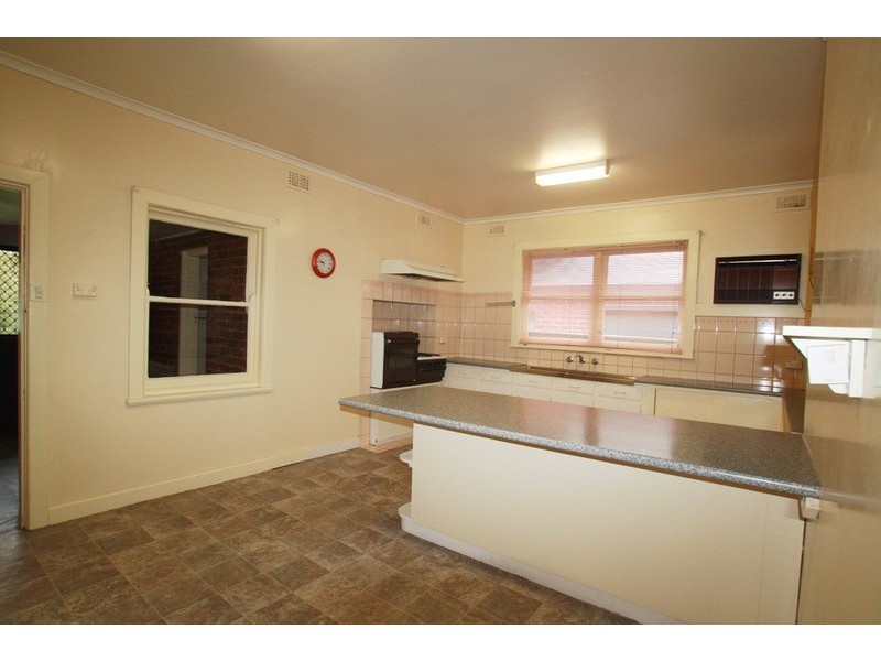 194 Mackenzie Street West, Golden Square VIC 3555