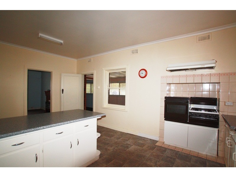 194 Mackenzie Street West, Golden Square VIC 3555