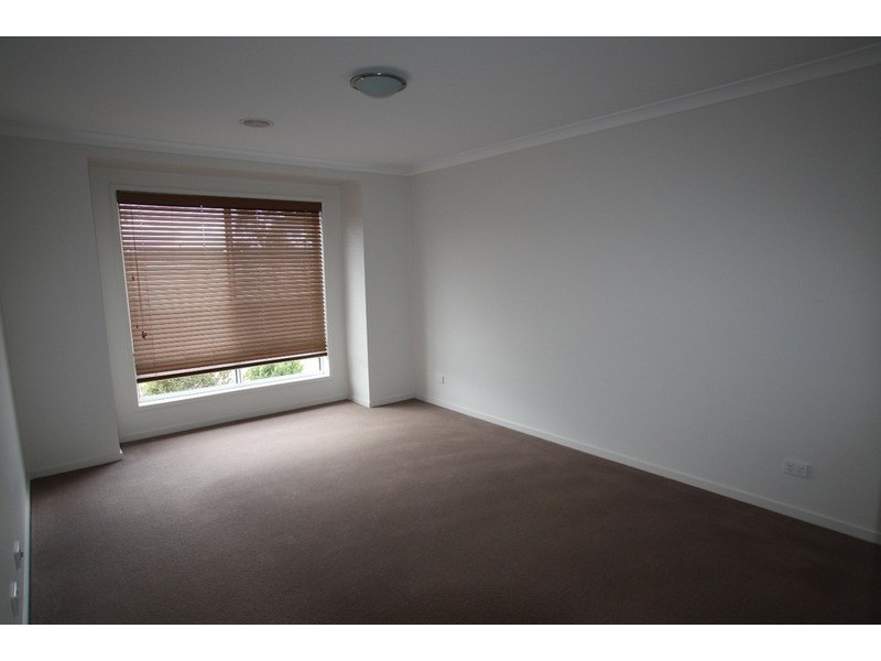 1 Pamela Avenue, Jackass Flat VIC 3556