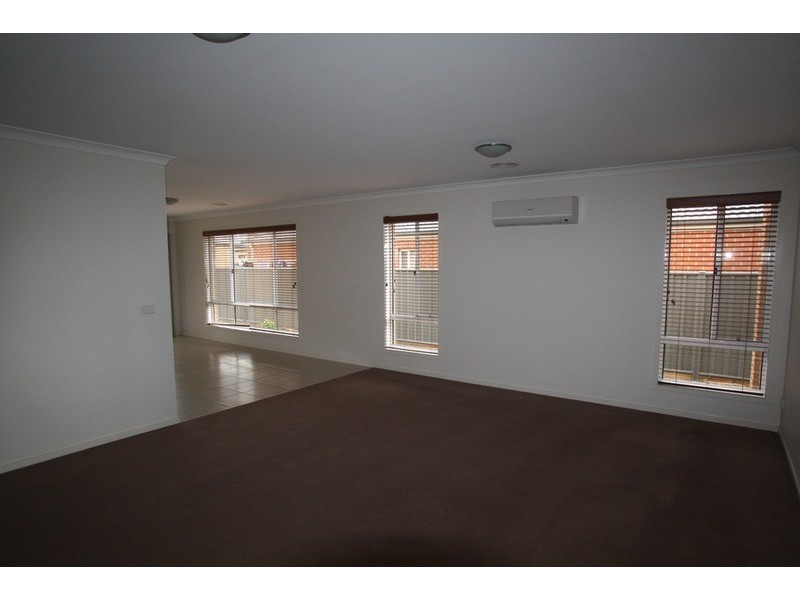 1 Pamela Avenue, Jackass Flat VIC 3556