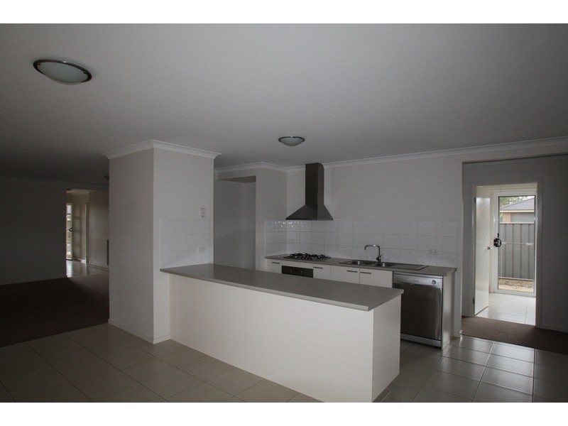 1 Pamela Avenue, Jackass Flat VIC 3556