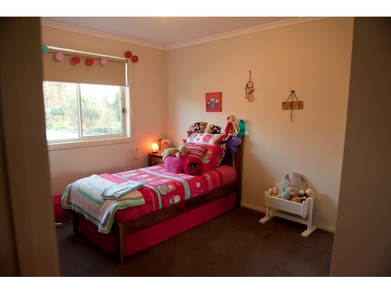 180 Myrtle Road, Epsom VIC 3551