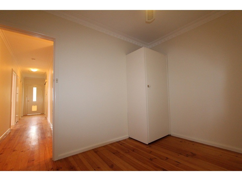 5 Chapel Street, Kangaroo Flat VIC 3555