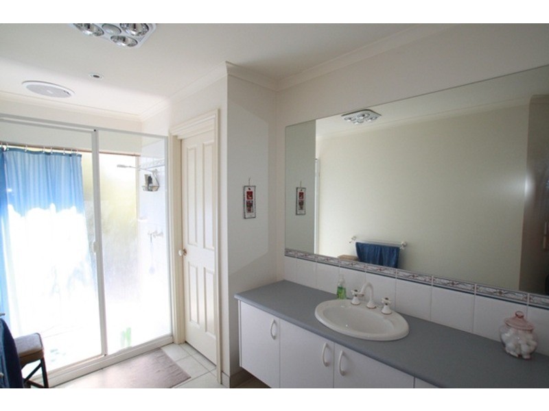 5 Sandstone Rise, Strathdale VIC 3550