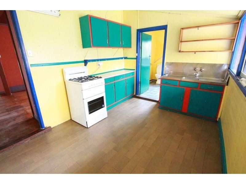 14 Robinson Street, Long Gully VIC 3550