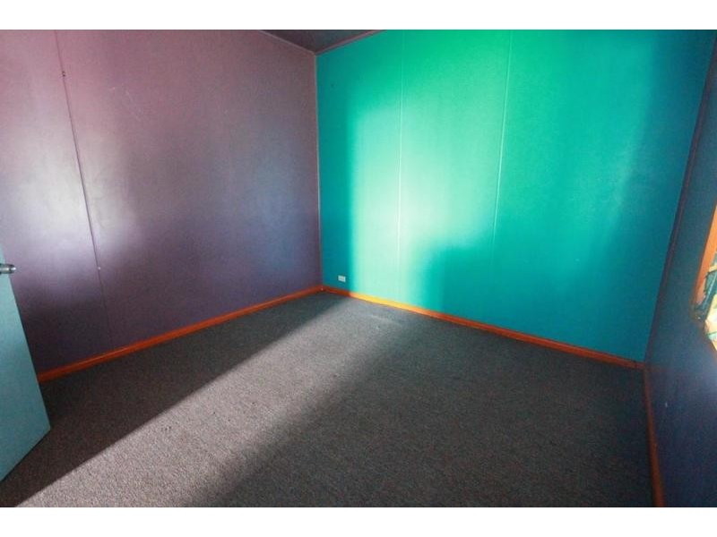 14 Robinson Street, Long Gully VIC 3550