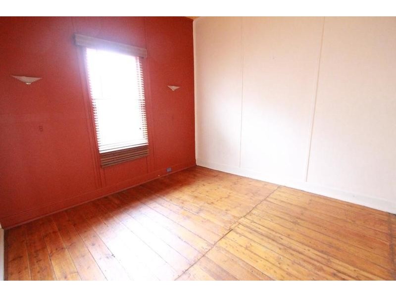 14 Robinson Street, Long Gully VIC 3550