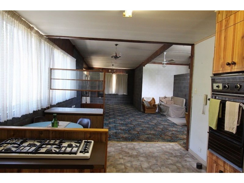 392 Eaglehawk Road, Eaglehawk VIC 3556