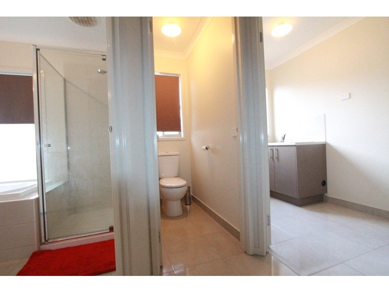 27 Belladonna Rise, Kangaroo Flat VIC 3555