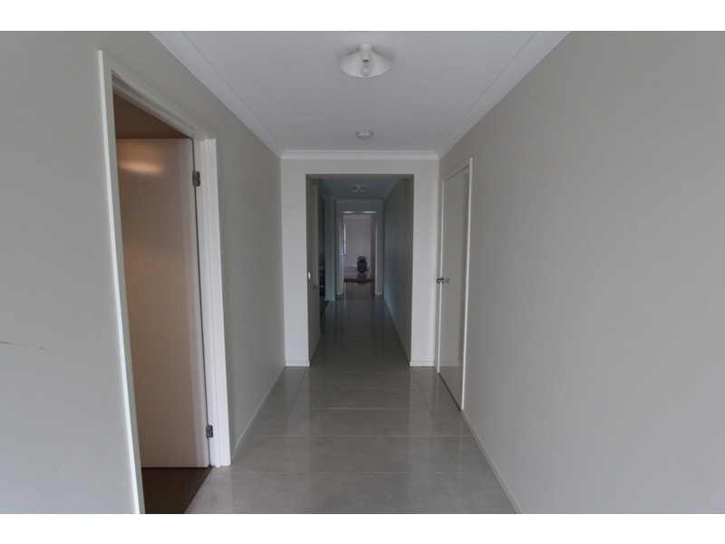 27 Belladonna Rise, Kangaroo Flat VIC 3555