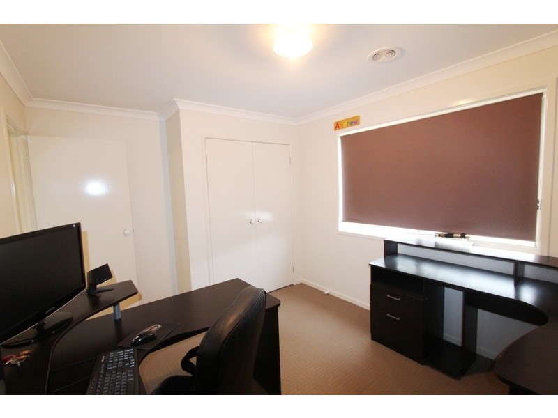 27 Belladonna Rise, Kangaroo Flat VIC 3555