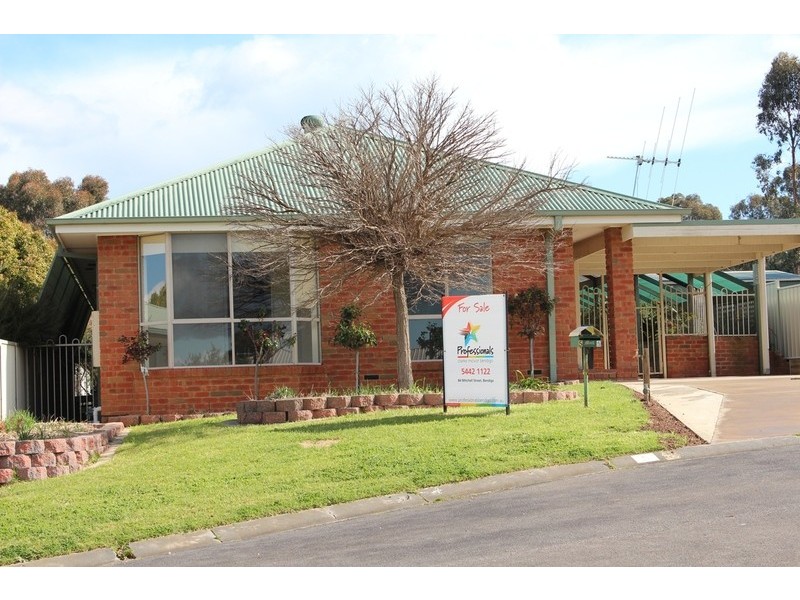 5 Anita Court, Kangaroo Flat VIC 3555