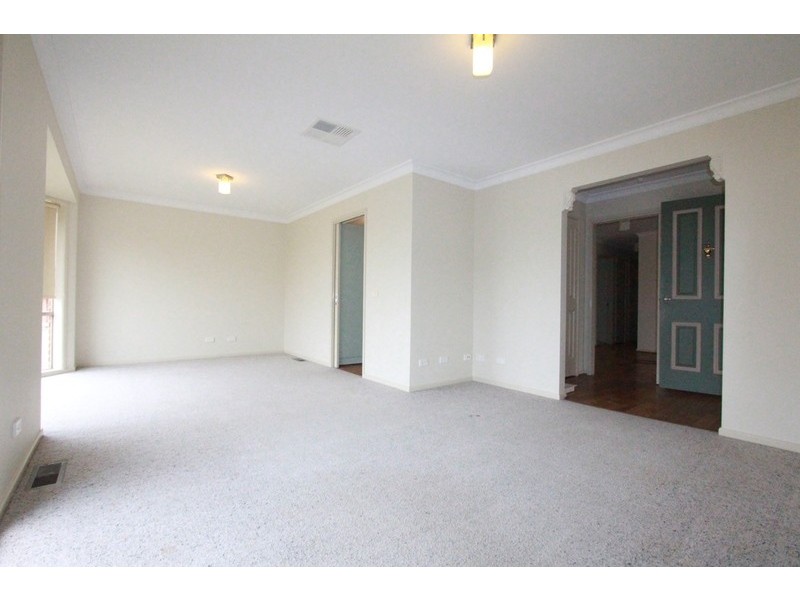 5 Anita Court, Kangaroo Flat VIC 3555