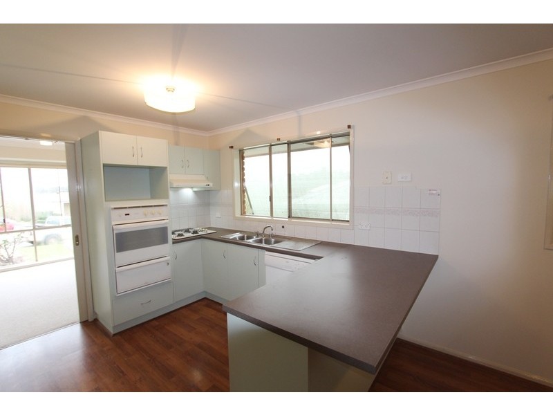 5 Anita Court, Kangaroo Flat VIC 3555