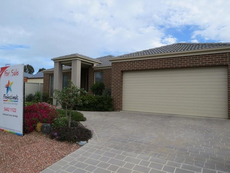 3 Black Wattle Avenue, Epsom VIC 3551