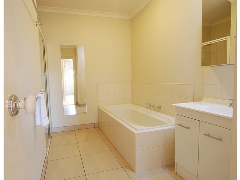 56 Bassett Drive, Strathfieldsaye VIC 3551