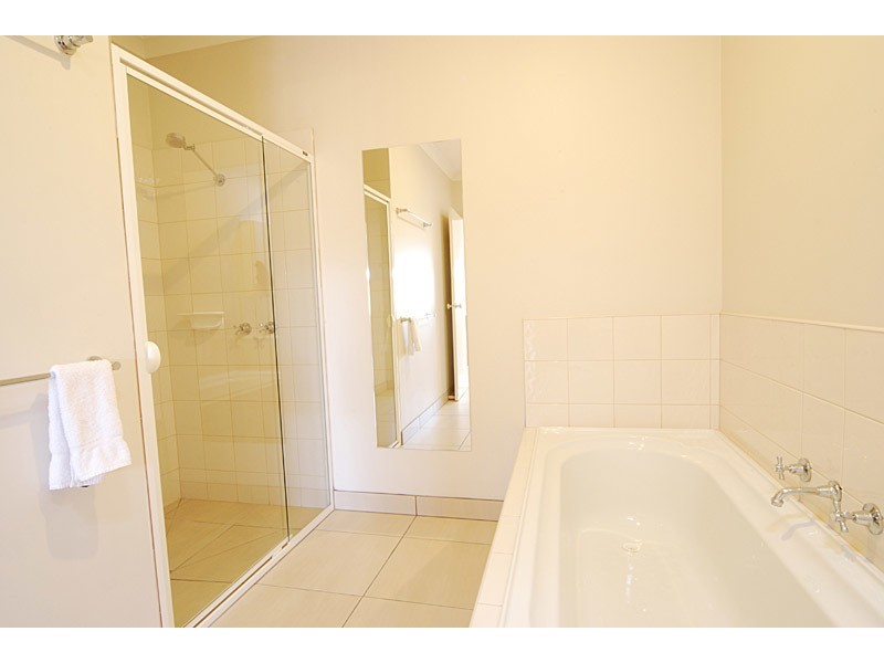 56 Bassett Drive, Strathfieldsaye VIC 3551